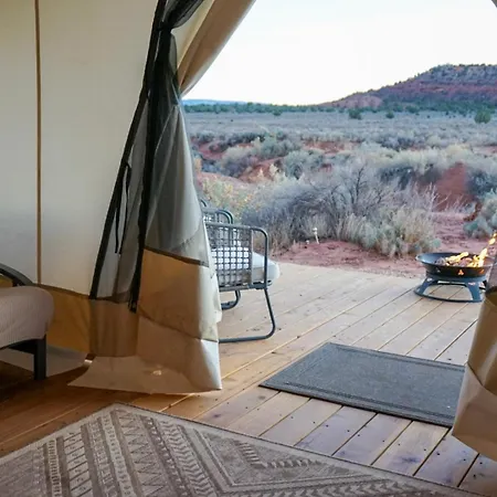 Basecamp 37° Hotel Kanab Exterior photo
