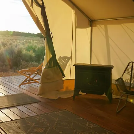 Basecamp 37° Hotel Kanab Exterior photo