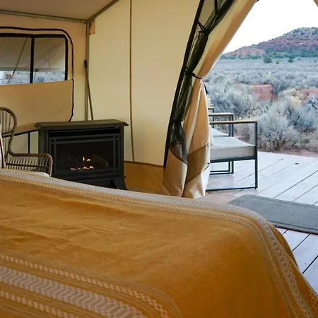 Basecamp 37° Hotel Kanab Exterior photo