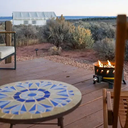 Basecamp 37° Hotel Kanab Exterior photo