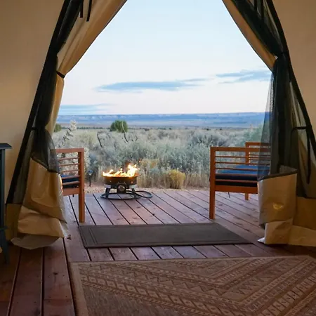 Basecamp 37° Hotel Kanab Exterior photo