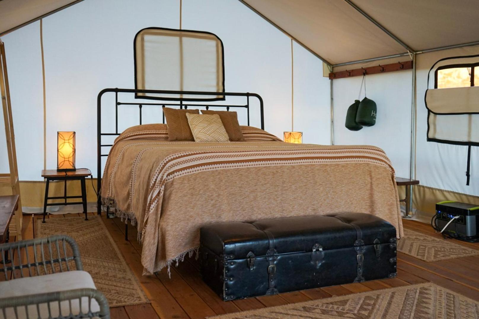 Basecamp 37° Luxury tent Kanab